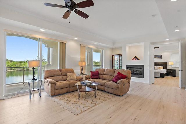 43 BAYVIEW COURT S A, St Petersburg, FL 33711