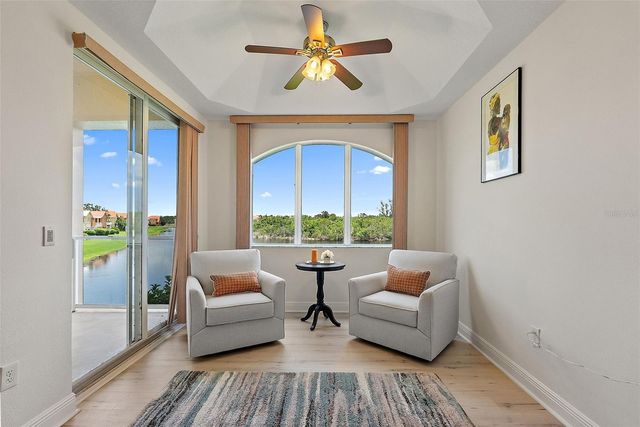 43 BAYVIEW COURT S A, St Petersburg, FL 33711