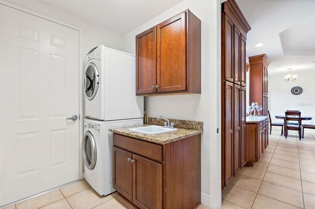 43 BAYVIEW COURT S A, St Petersburg, FL 33711