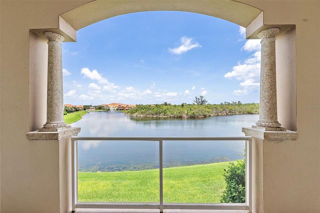 43 BAYVIEW COURT S A, St Petersburg, FL 33711