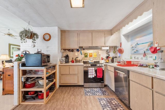 40 Ruthellen Road, Chelmsford, MA 01824