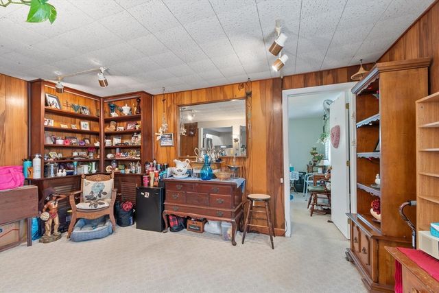 40 Ruthellen Road, Chelmsford, MA 01824