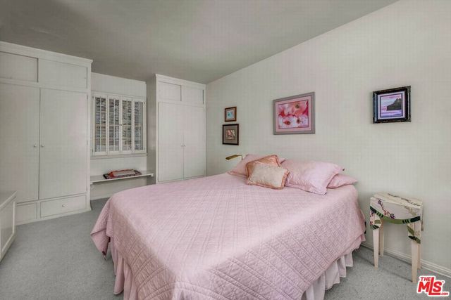 13841 Valley Vista Boulevard, Sherman Oaks, CA 91423