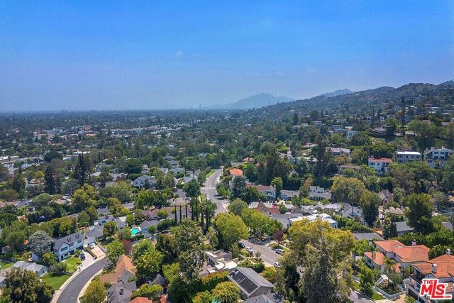 13841 Valley Vista Boulevard, Sherman Oaks, CA 91423