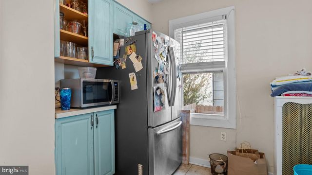 8 PRINCETON AVE, Hopewell, NJ 08525