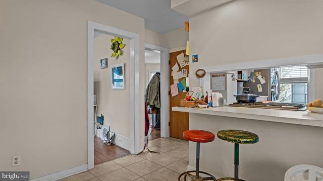 8 PRINCETON AVE, Hopewell, NJ 08525