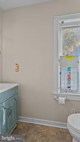 8 PRINCETON AVE, Hopewell, NJ 08525