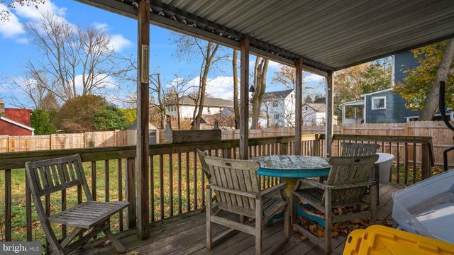 8 PRINCETON AVE, Hopewell, NJ 08525