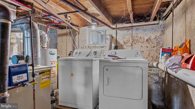 8 PRINCETON AVE, Hopewell, NJ 08525