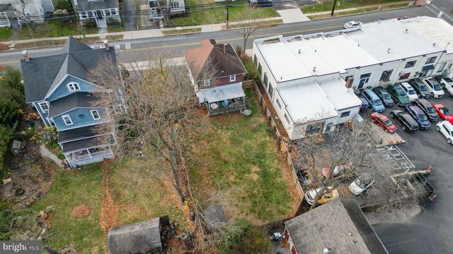 8 PRINCETON AVE, Hopewell, NJ 08525