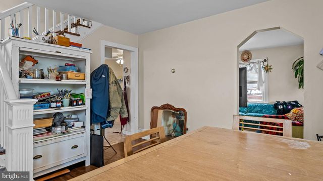 8 PRINCETON AVE, Hopewell, NJ 08525