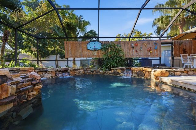 11767 ASHLEY COURT, Seminole, FL 33772