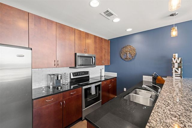 777 N ASHLEY DRIVE 2611, Tampa, FL 33602