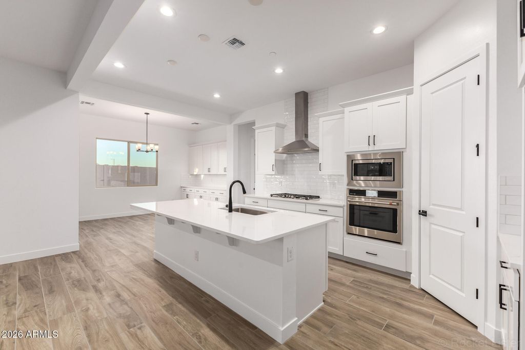 13772 W MORNING VISTA Drive, Peoria, AZ 85383 — photo 3