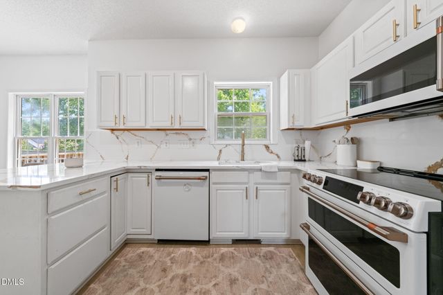 1000 Holly Meadow Drive, Holly Springs, NC 27540