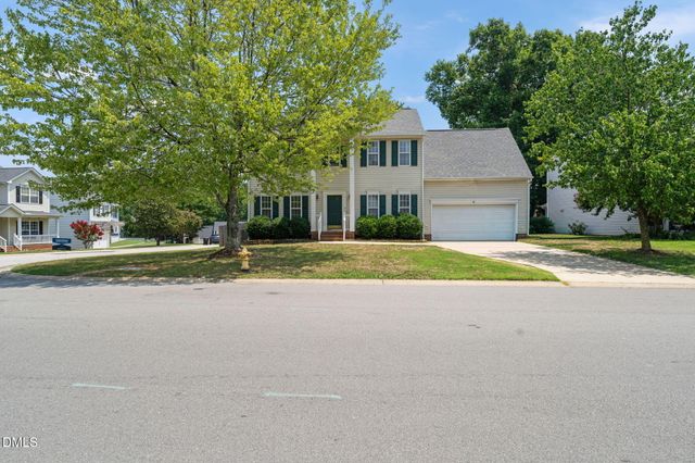 1000 Holly Meadow Drive, Holly Springs, NC 27540