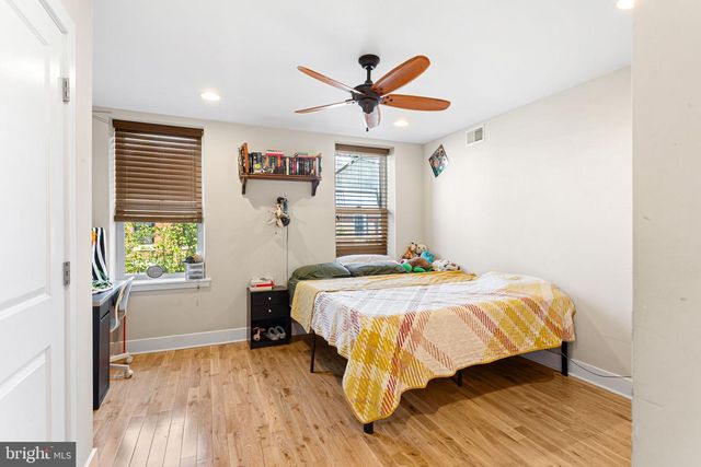 2336 THOMPSON, Philadelphia, PA 19121