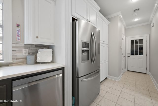 209 Sandhurst Drive, Lafayette, LA 70508