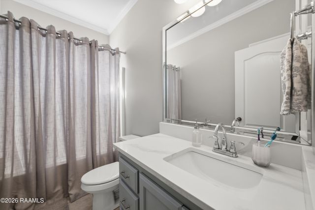 209 Sandhurst Drive, Lafayette, LA 70508