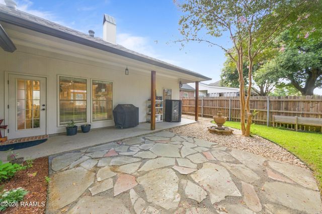 209 Sandhurst Drive, Lafayette, LA 70508