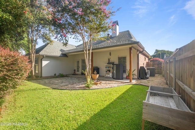 209 Sandhurst Drive, Lafayette, LA 70508