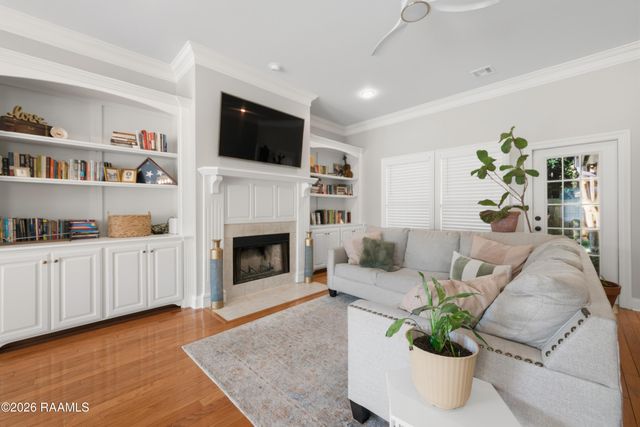 209 Sandhurst Drive, Lafayette, LA 70508