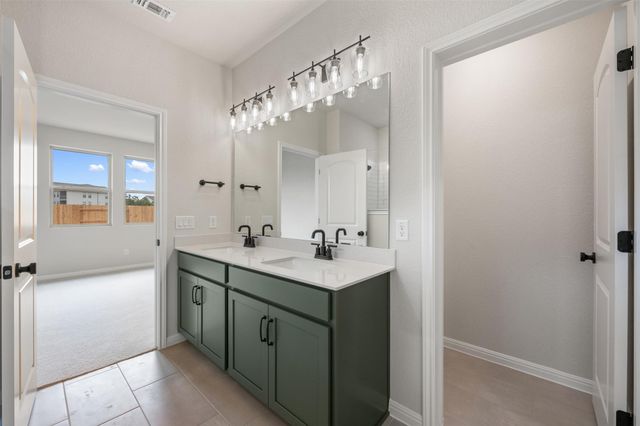 275 Crater Lake DR, Dripping Springs, TX 78620