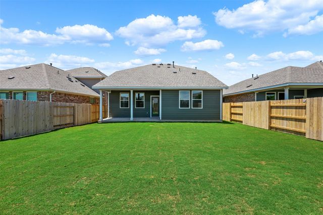 275 Crater Lake DR, Dripping Springs, TX 78620
