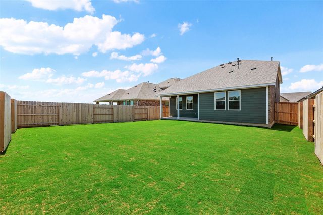 275 Crater Lake DR, Dripping Springs, TX 78620