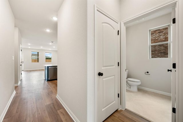 275 Crater Lake DR, Dripping Springs, TX 78620