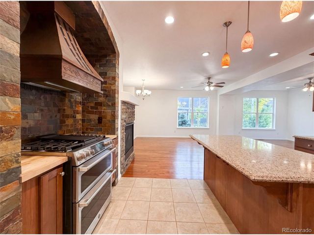 2232 Whistler Dr, Longmont, CO 80504