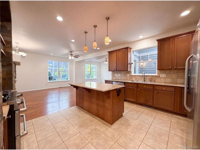 2232 Whistler Dr, Longmont, CO 80504