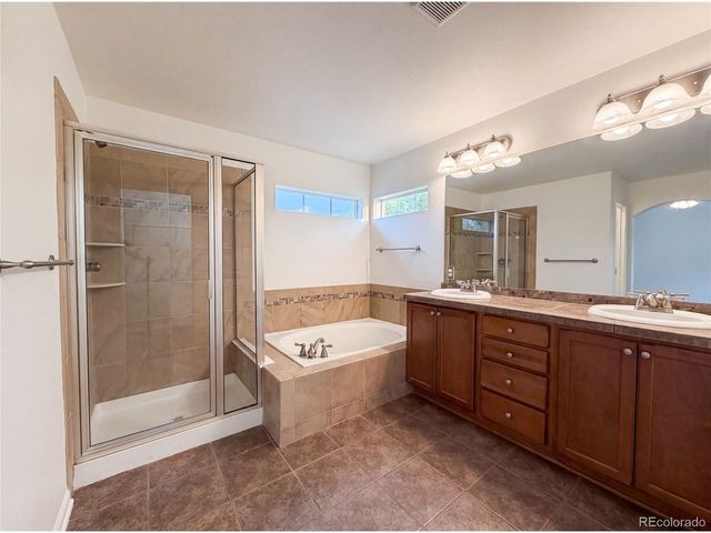 2232 Whistler Dr, Longmont, CO 80504