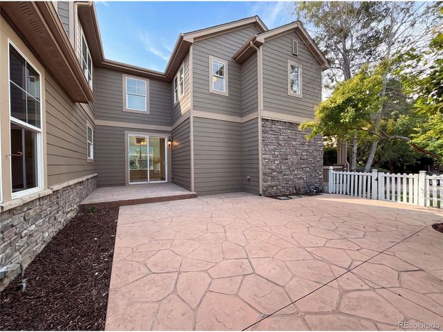 2232 Whistler Dr, Longmont, CO 80504