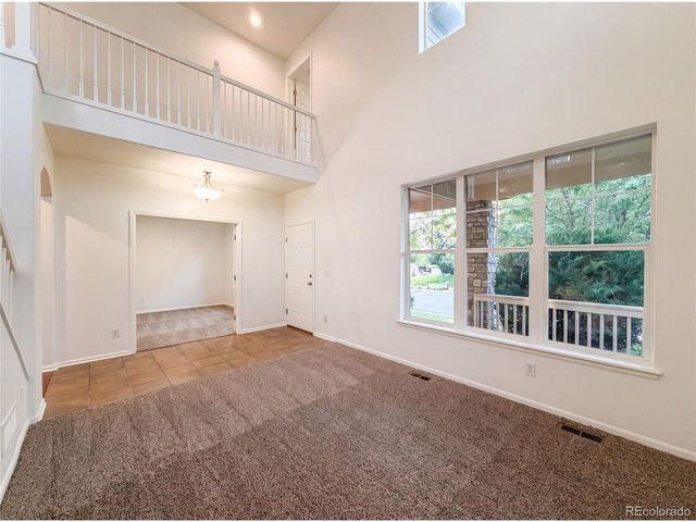 2232 Whistler Dr, Longmont, CO 80504