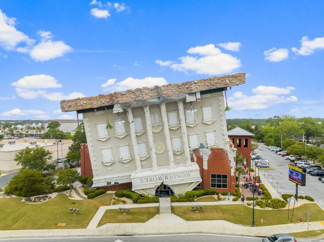 7018 S Lagoon Drive, Panama City Beach, FL 32408