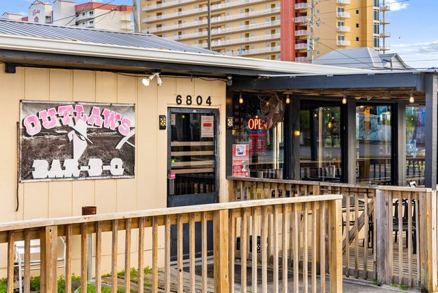 7018 S Lagoon Drive, Panama City Beach, FL 32408