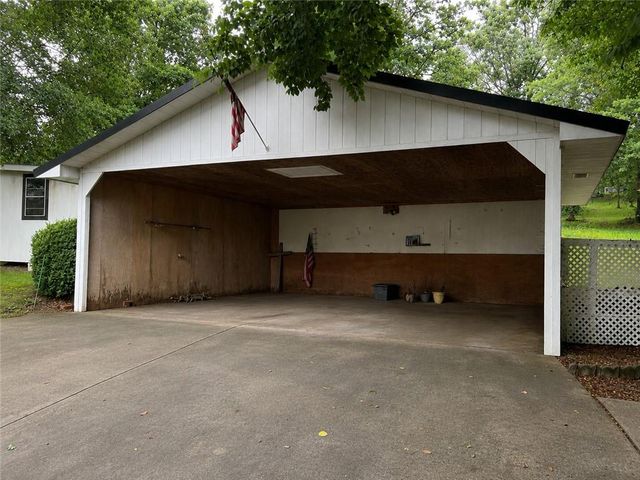 212 Craigtown Road NE, Calhoun, GA 30701