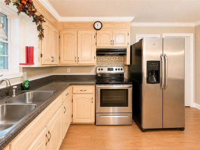 212 Craigtown Road NE, Calhoun, GA 30701