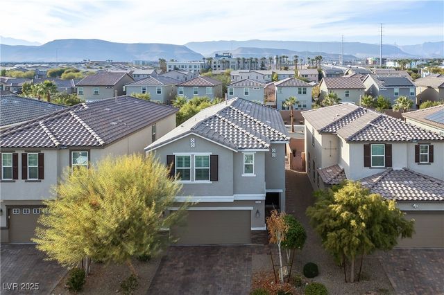 5741 Mia Skye Street, Las Vegas, NV 89148