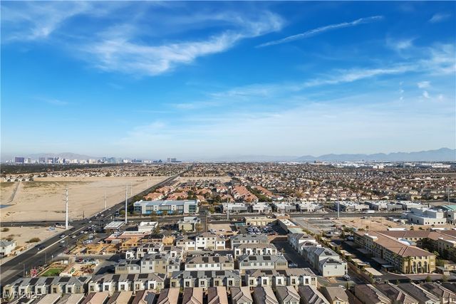 5741 Mia Skye Street, Las Vegas, NV 89148