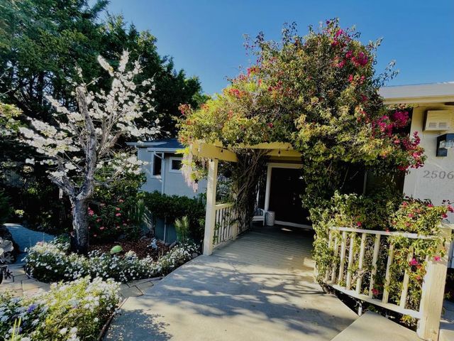 2506 Ralston Avenue, Belmont, CA 94002