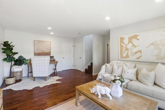 2506 Ralston Avenue, Belmont, CA 94002