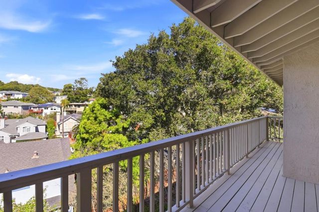 2506 Ralston Avenue, Belmont, CA 94002