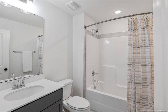 4633 Weaverhall Drive, Fayetteville, NC 28314