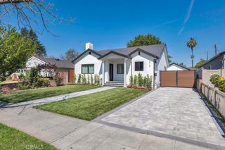 2115 W Clark Avenue, Burbank, CA 91506