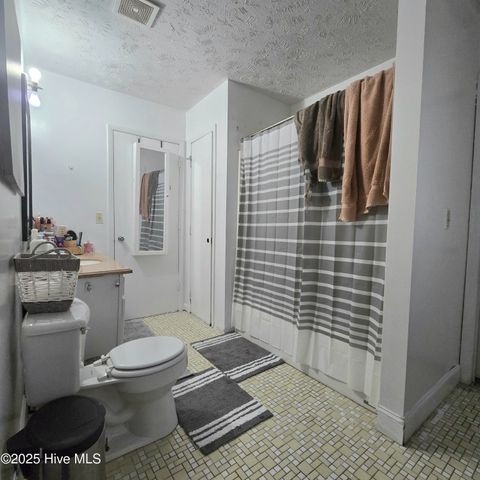 188 Bonham Road, Magnolia, NC 28453