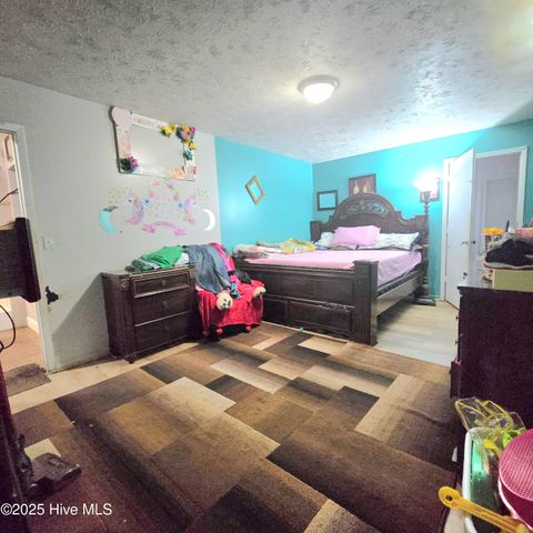 188 Bonham Road, Magnolia, NC 28453
