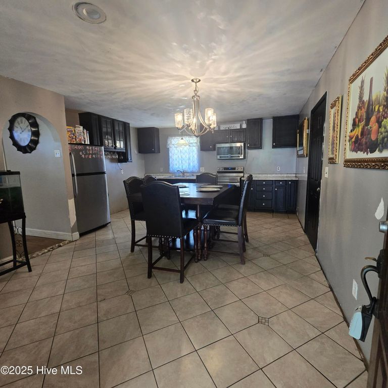 188 Bonham Road, Magnolia, NC 28453