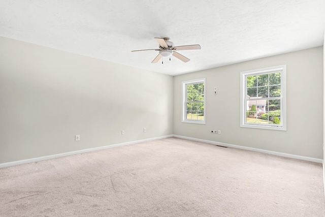 105 Wyndridge Circle, Pelham, NH 03076